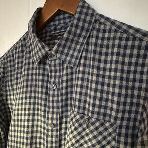 Banana Republic Flannel Shirt Men’s M Gray Navy Gingham Standard Fit